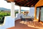 Venkovní posezení v apartmánech VIP, Punta Marana, Sardinie