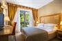 03_Aminess_Grand_Azur_Hotel_Rooms_double_room_park_side__(3)