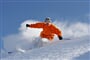AT_Saalbach_lyzar_hluboky_snih3
