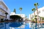 001-swimmingpool-edited