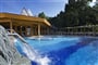 Ens-HE leis.pool.JPG