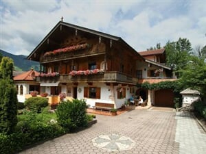 Zillertal - Sonnenschein - 1. česká lyžařská škola v Rakousku - zkrácené pobyty