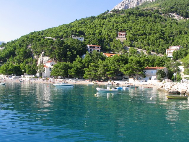 chorvatsko-brela-hotel-luka0001