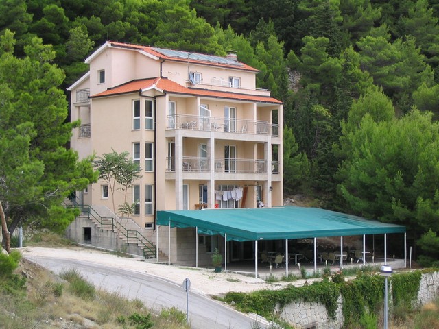 chorvatsko-brela-hotel-luka0023