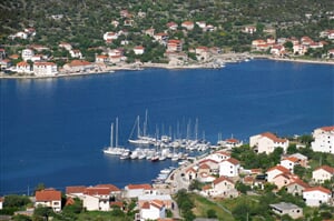 Trogir Seget Vranjica - 150 m od moře penzion SARAH** - český delegát na místě