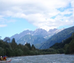 ADRENALIN RAFTING NA ISELU NOVINKA