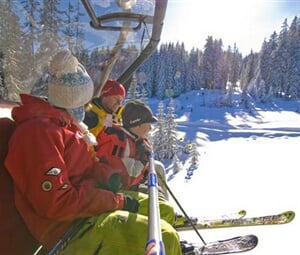 JARNÍ PRÁZDNINY 2012 - Dachstein West - Krippenstein - VŠE V CENĚ, lyžování Rakousko