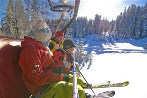 JARNÍ PRÁZDNINY 2012 - Dachstein West - Krippenstein - VŠE V CENĚ, lyžování Rakousko