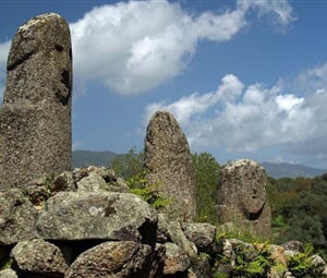 KORSIKA - PERLA STŘEDOMOŘÍ NA KOLE