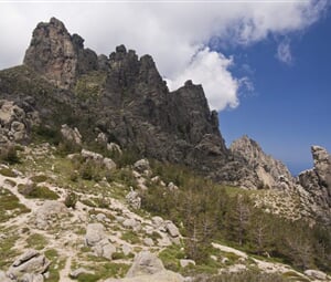 KORSIKA - PERLA STŘEDOMOŘÍ NA KOLE