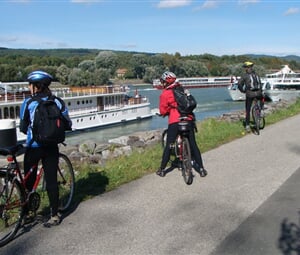 DUNAJSKÁ CYKLOSTEZKA ANEB TO NEJLEPŠÍ Z WACHAU