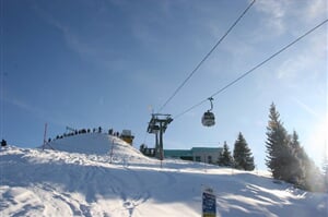 Alpy - Kaiserwinkl - levný týden lyžování - apartmán - skipas v ceně / č.6256