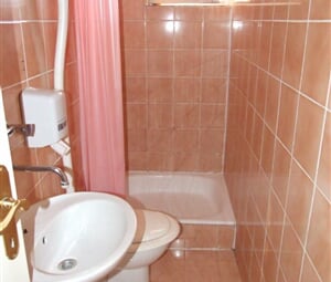 privátní pokoje - koupelna
