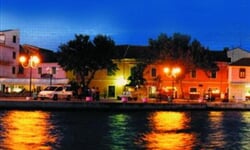 Biograd na Moru ve večerních hodinách