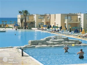 Kypr nejen pro seniory - hotel Arsinoe 3* a Panas Holliday Village 3* s polopenzí (QT) Senior 55+