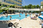Lido di Jesolo - Hotel Miami***, moderní hotel, jen 150 m od pláže