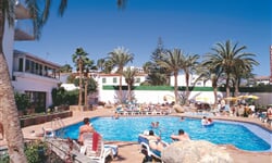 spanelsko - gran - canaria - playa - del - ingles - valentin - marieta - 1 800x2000[1]