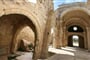 Sardinie - ruiny kostela
