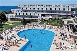 POREČ – Zelena Laguna – hotel DELFIN** (KL)