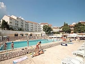 NOVI VINODOLSKI – hotel LIŠANJ** (KL)