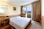porec-2011-zel_lag-delfin_htl_07-rodinny-rodicovsky