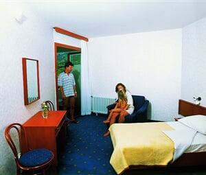 gradac-2010-laguna_htl-11