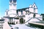 Itálie - Assisi - bazilika San Francesco, proslulé poutní místo, místo uložení ostatků sv.Františka a sv.kláry