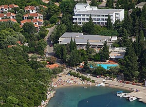 Korčula - Bon Repos pavilony (Begonija a Čempres) **