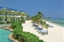 Kajmanské ostrovy, The Reef ****+, Grand Cayman