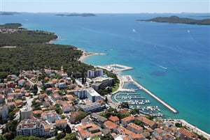 Biograd na Moru - Apartmány v soukromí no-name ***
