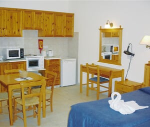 Kypr, Pafos - hotel Kefalos Beach Village