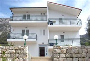 Gradac - Pokoje v soukromí s polopenzí *** - no-name