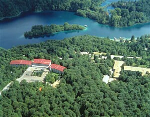 Plitvická jezera - Jezero hotel *** / cena za noc