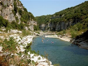 Kouzelnou Provence lodí, na kole i pěšky