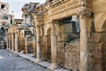 Výzdoba jeviště antiského divadla v HIERAPOLIS