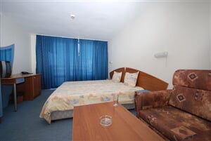 Primorsko - Hotel Manolov 2 **