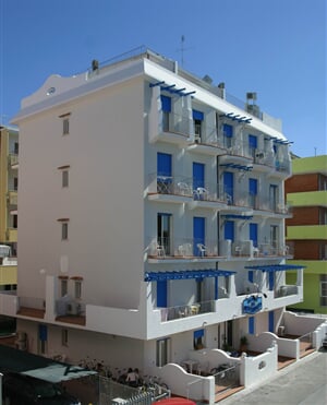 Rimini Rivabella - nedaleko pláže - residence MEDITERRANEO