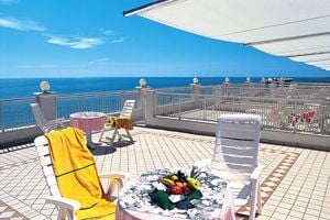 Lignano Sabbiadoro - Hotel Vittoria**** - přímo u pláže