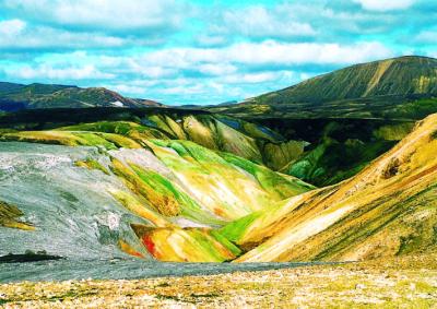Duhové hory Landmannalaugar na Islandu