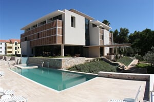 Supetar - Velaris - Amor hotel/Vela Luka vila (superior) ****
