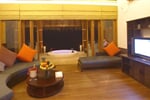 HIDEAWAY WATER SUITE 5
