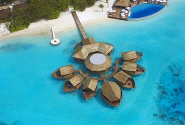 Lily Beach Resort *****