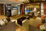 Garden Pool Suite-Living Room