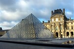 Pariz_metropole_nad_Seinou_06