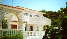 Chorvatsko - apartmán s klimatizací pro 5 osob - Murter - Tisno