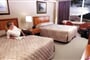 Oaks Niagara-double room