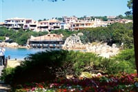 Přírodní krásy a památky Sardinie - letecky
