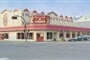 Yukon - Whitehorse - Town & Mountain Hotel