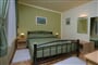 Foto - Trogir - Seget Donji - Apartmány MEDENA, Trogir - Seget Donji ***