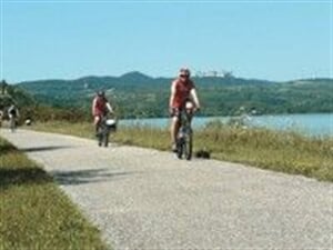 DUNAJSKÁ STEZKA - Z Kremsu k Vídni (SAT)